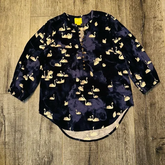 Maeve by Anthropologie Woman’s Navy Blue Swan Print Blouse - Picture 3 of 8